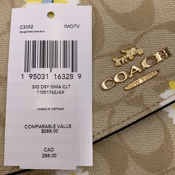 COACH Gemma Clutch Crossbody In Signature Canvas With Daisy Print - Picture 16 of 16